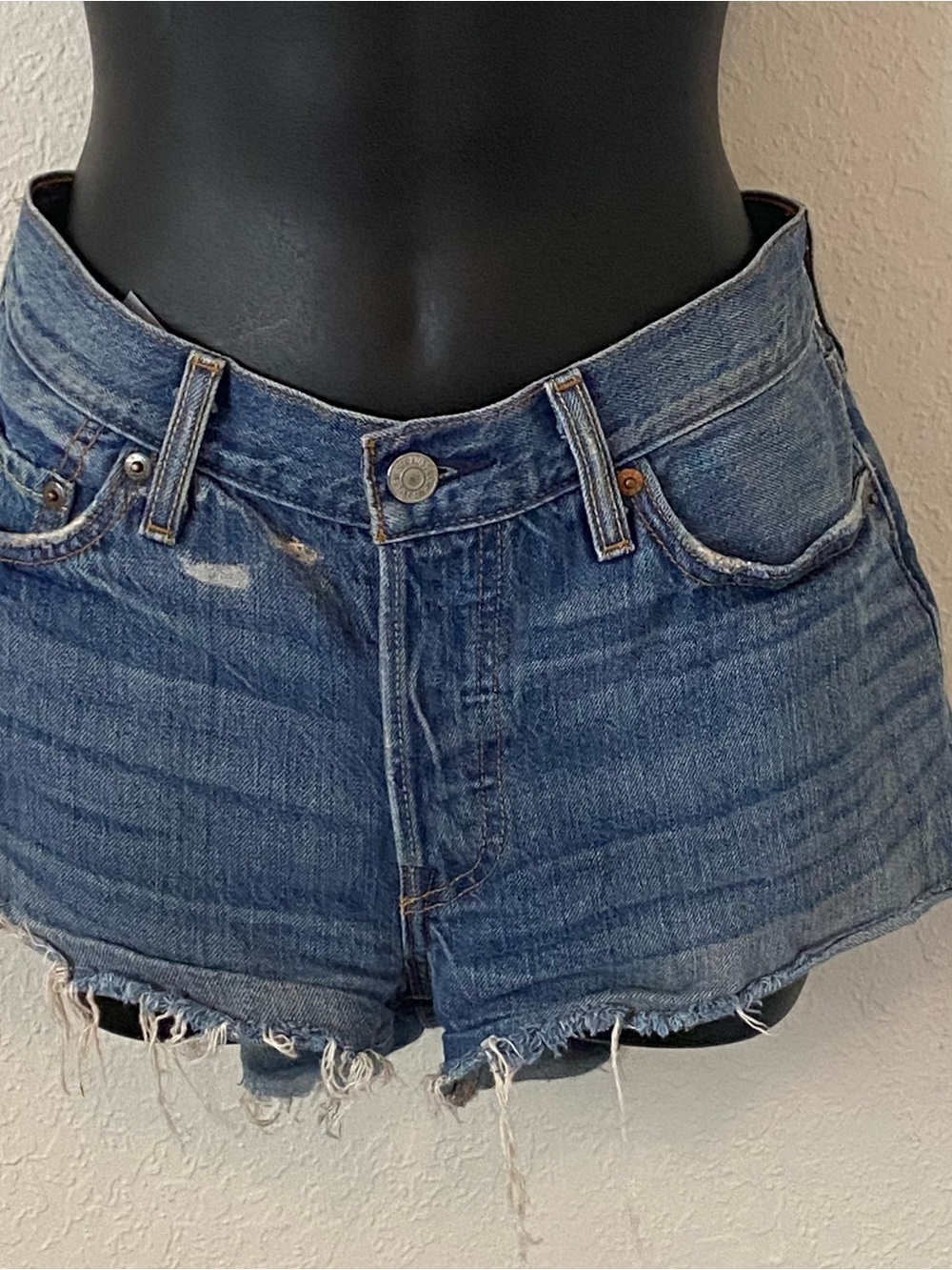Levi's 501 28/30 Distressed thrash Blue Denim Cutoff Shorts 90/Y2K Style boho